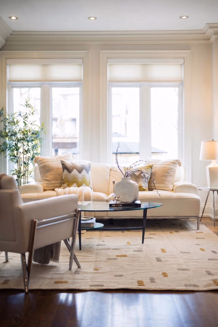 Intimo Flatwoven Rug shown in an editorial setting