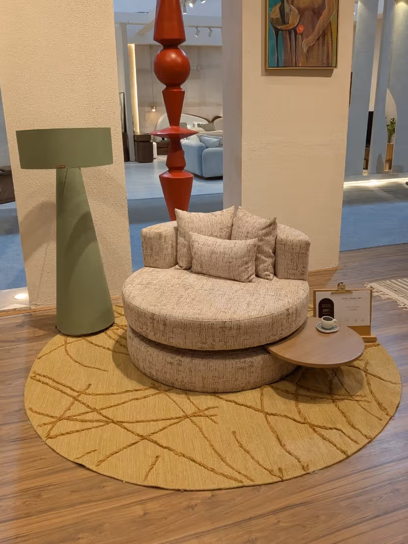 Victorum Flatwoven Rug shown in an editorial setting