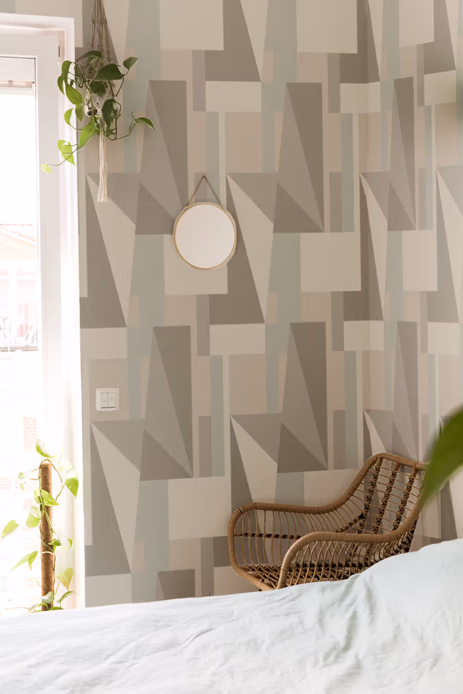 Cassata Wallpaper shown in an editorial setting