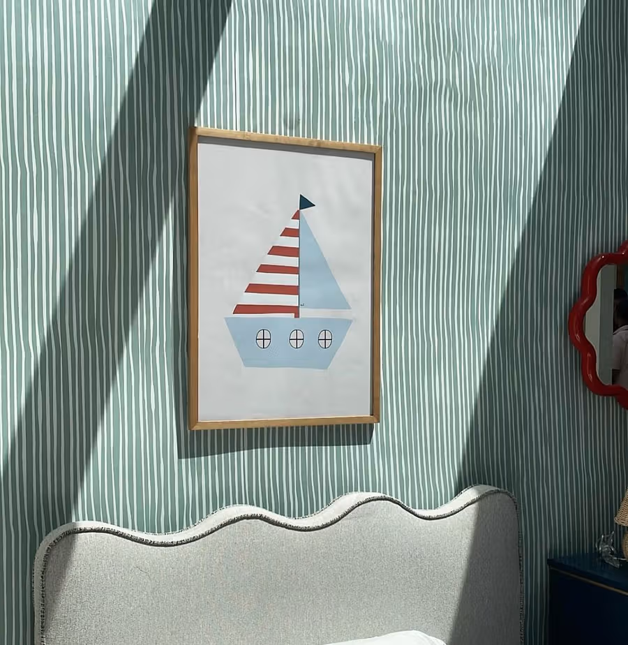 Schism Wallpaper shown in an editorial setting