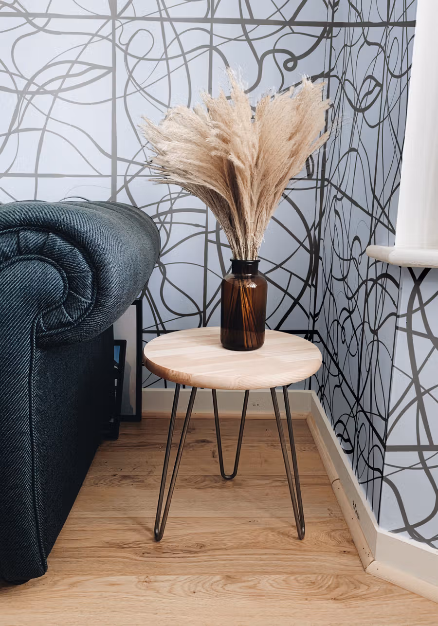 Groove Wallpaper shown in an editorial setting